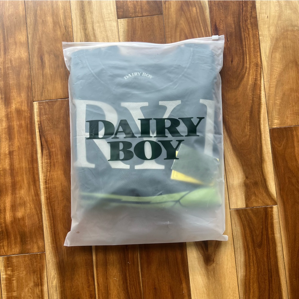 NWT Limited edition Dairy Boy Home Slam Crewneck Sweatshirt - Picture 4 of 16